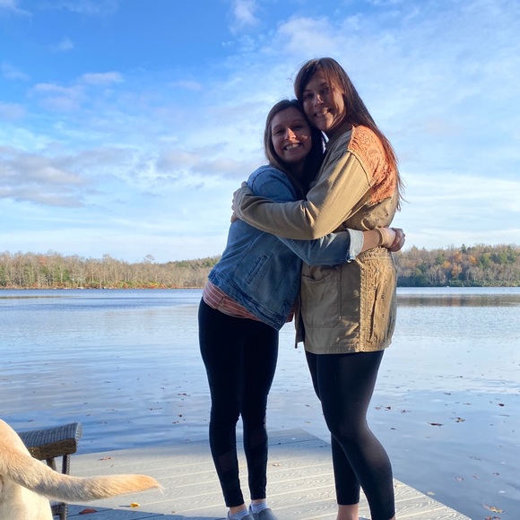 Meet your Posher, Afton - Picture 1 of 1